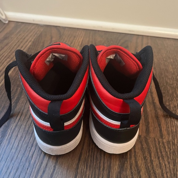 Nike Jordan Youth Air 1 Mid - Picture 5 of 7